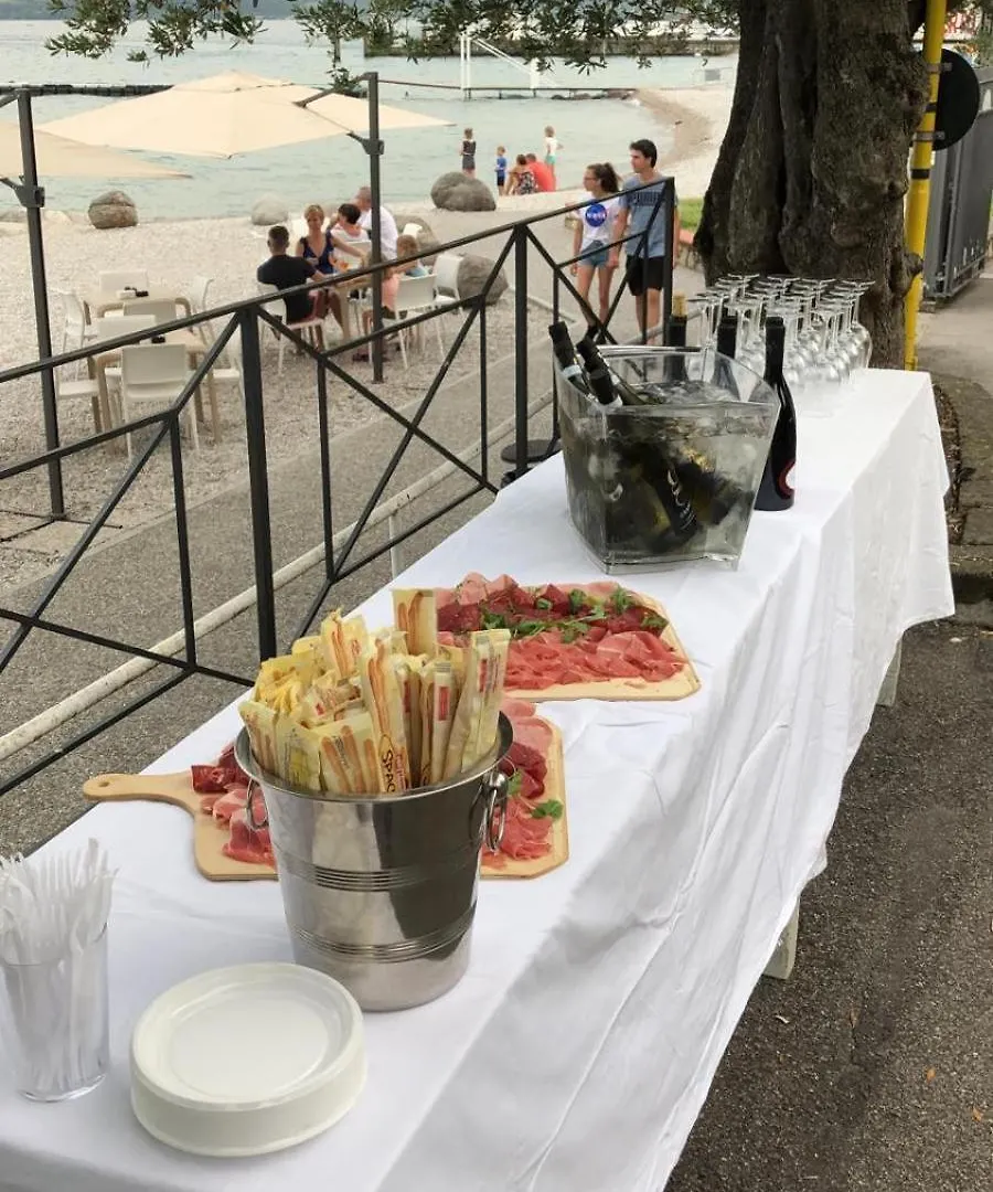 *** Campingplads Camping Porto Srl Moniga del Garda Italien