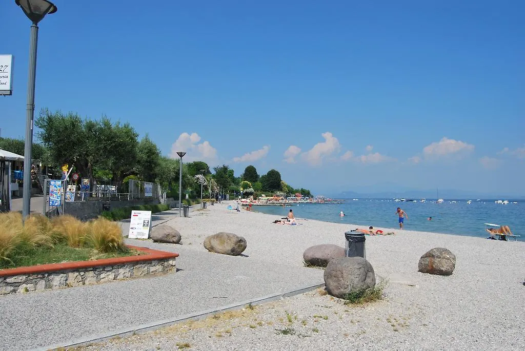 Camping Porto Srl Moniga del Garda Campingplads