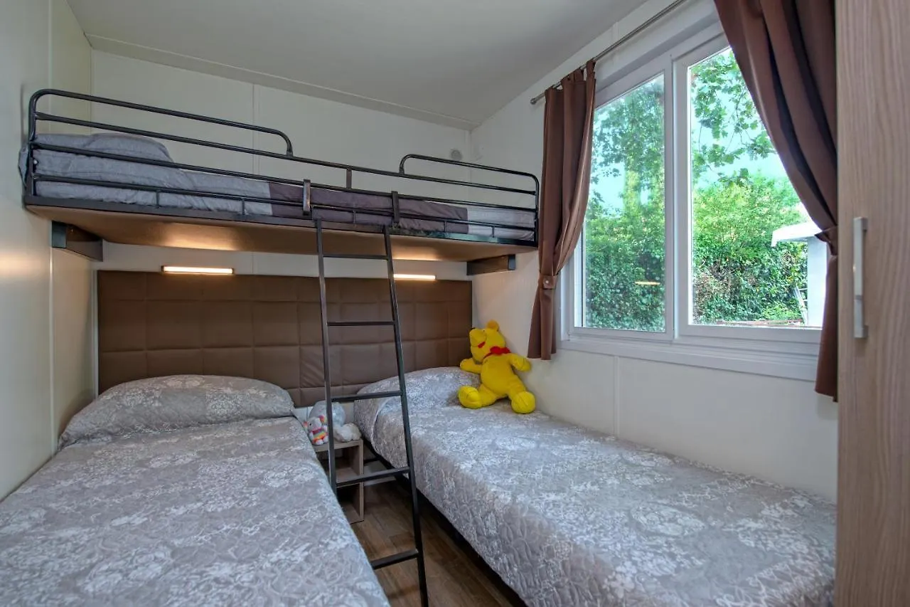 Camping Porto Srl Moniga del Garda 3*,