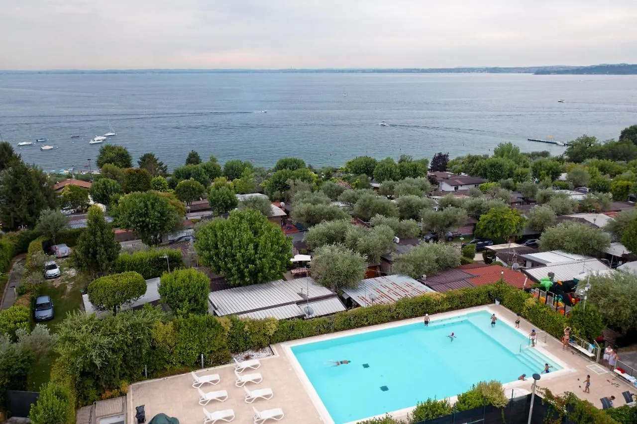 Camping Porto Srl Moniga del Garda 3*,