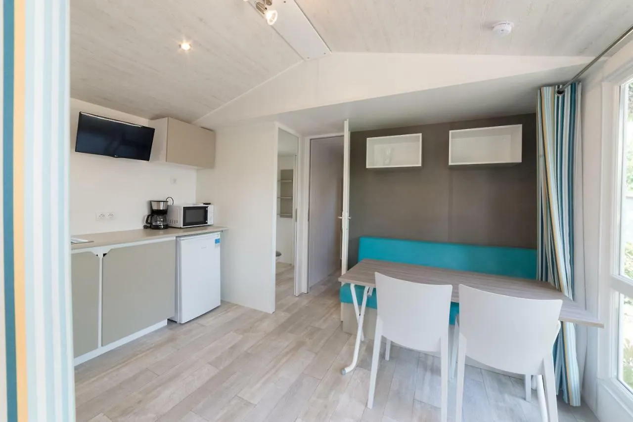 Camping Porto srl Moniga del Garda 3*,  Italia